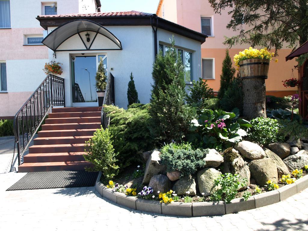 Hotel Irena Morag Bagian luar foto