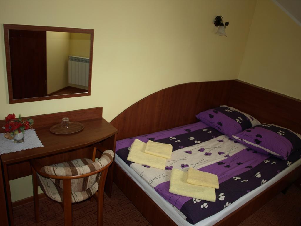 Hotel Irena Morag Ruang foto